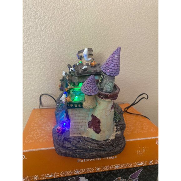 Y2K Target LED Castle Halloween Village in Box Tested & Works - Picture 13 of 16
